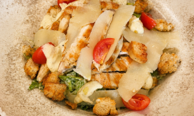 SALATĂ CAESAR DE PUI – 320G